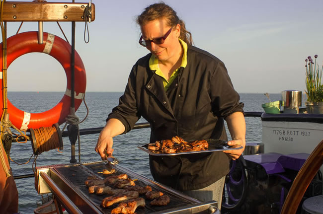 BBQ na afloop van een heerlijke dag zeilen